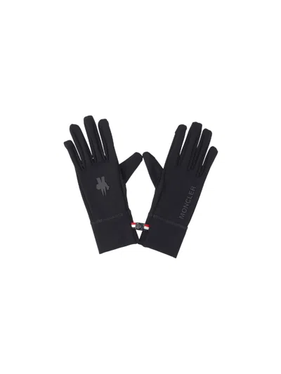 Moncler Logo Gloves In Black