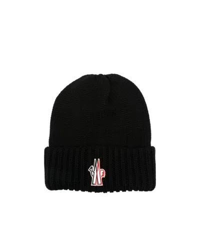 Moncler Logo Hat In Black