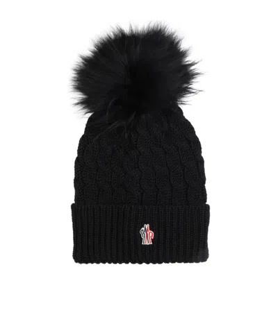 MONCLER MONCLER GRENOBLE LOGO DETAILED KNITTED BEANIE