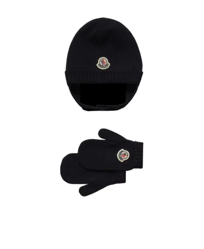 Moncler Logo Hat Glove Set In Black