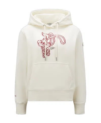 Moncler Logo Hooded Sweater In White