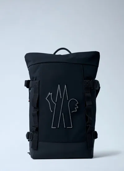 Moncler Logo Motif Backpack In Black