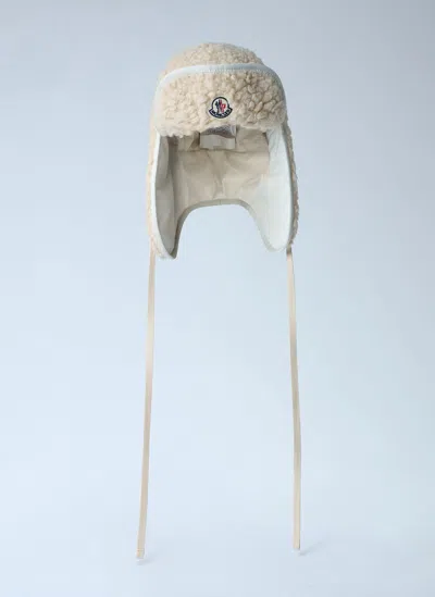 Moncler Logo Motif Bucket Hat In Gray