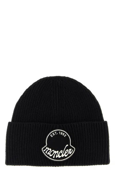 MONCLER LOGO PATCH BEANIE