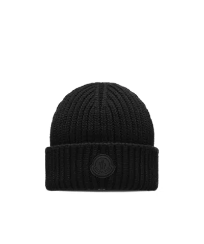 Moncler Logo Patch Beanie In Black