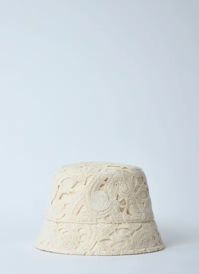 MONCLER LOGO PATCH BUCKET
