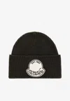 Moncler Logo Patch Classic Knit Beanie In Brown
