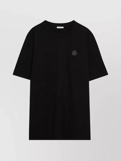Moncler Logo Patch Crew Neck Short Sleeves T-shirt In Black