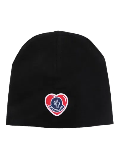 Moncler Logo-patch Fine-knit Beanie In Black