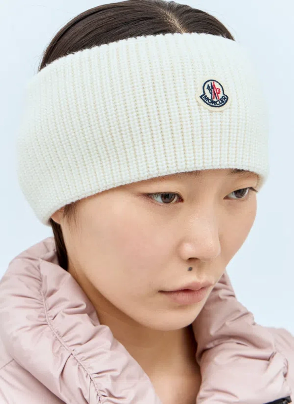 Moncler Logo Patch Headband In White | ModeSens display picture 3