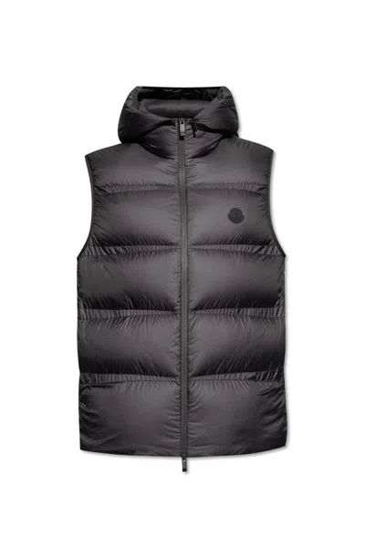 Moncler Logo Patch Hooded Down Gilet In Blue