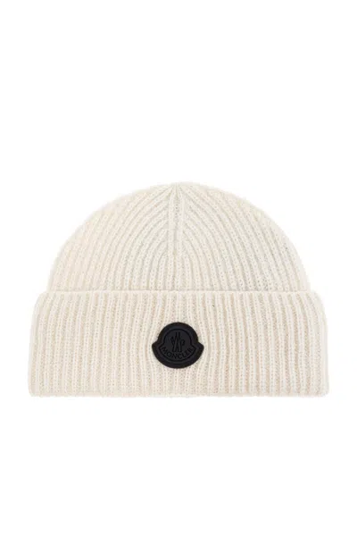 Moncler Logo Patch Knitted Beanie