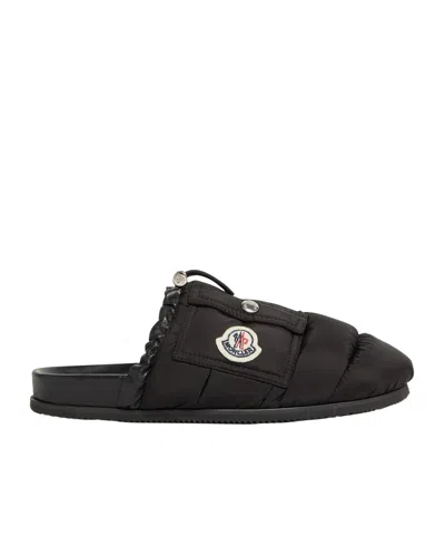 MONCLER MONCLER LOGO PATCH PADDED SLIPPERS