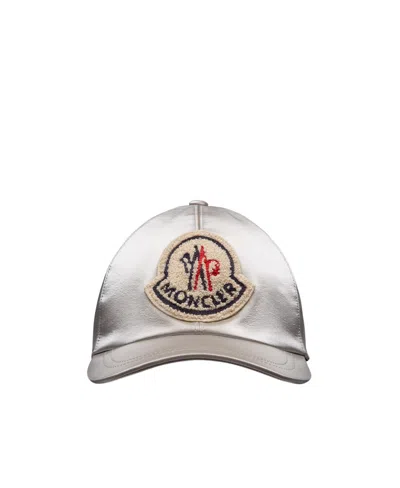 Moncler Logo-patch Panelled Baseball Cap In Gray