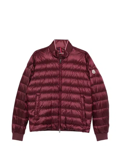 Moncler Logo-patch Quilted Jacket In Burgundy