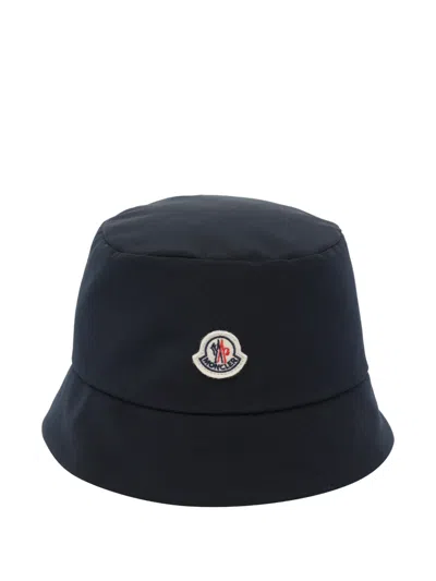 Moncler Logo Patch Reversible Bucket Hat In Blue