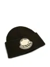 Moncler Logo-patch Ribbed Beanie In Green
