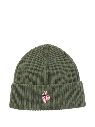 Moncler Logo-patch Ribbed Beanie Hat In Green
