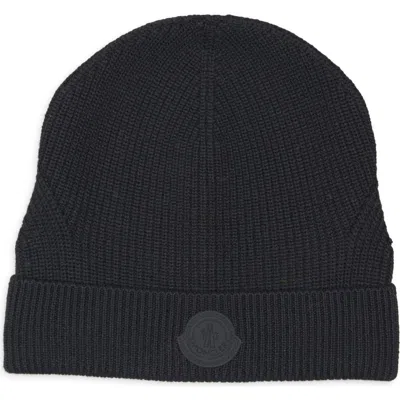 Moncler Logo Patch Virgin Wool Beanie In Gray