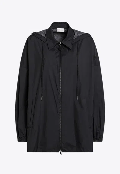 Moncler Logo Patch Windbreaker Jacket In Black