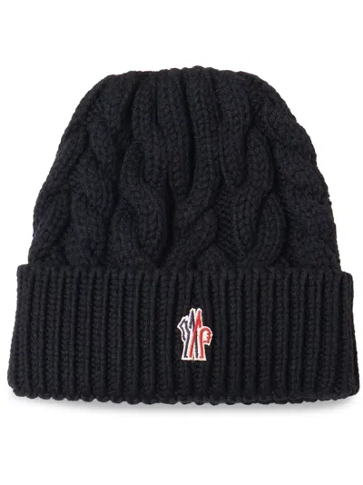 MONCLER LOGO PATCH WOOL BEANIE