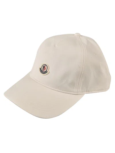 Moncler Logo Patched Baseball Cap In White