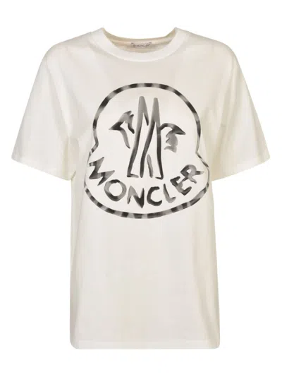 Moncler Logo Print T-shirt In White