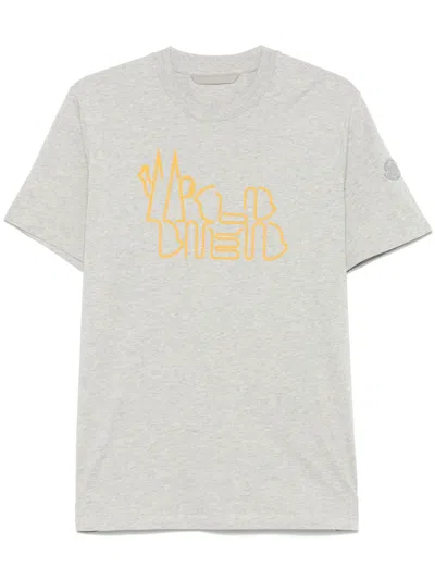 Moncler Logo-print T-shirt In Grey