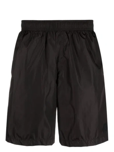 Moncler Logo Printed Swim Shorts In Black