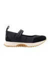 Moncler Pacey Ballet Quilted Sneakers In Black