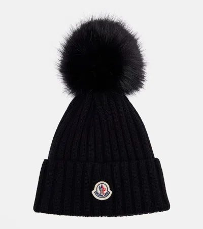 Moncler Logo Ribbed-knit Wool Beanie In Black
