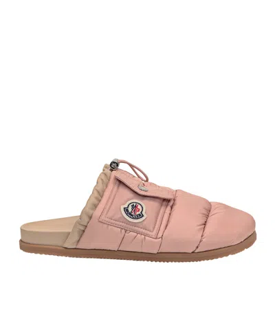 MONCLER MONCLER LOGO PATCH PADDED SLIPPERS