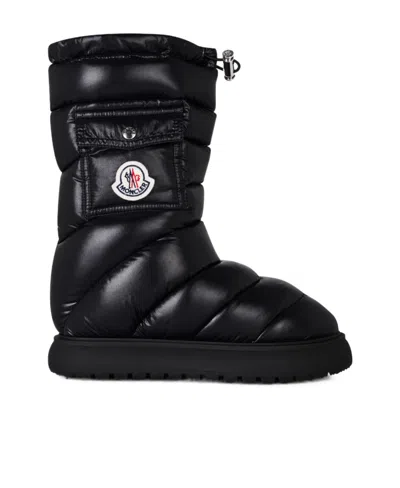 Moncler Logo Snow Boots In Purple