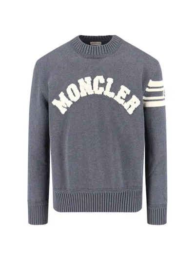 Moncler Logo Sweater In Gray
