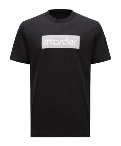 Moncler Logo T-shirt In Black