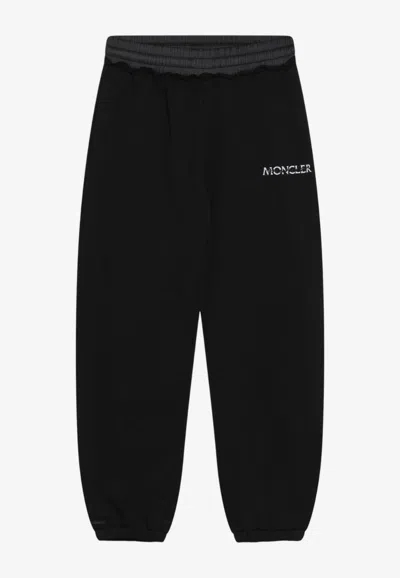 Moncler Logo Track Pants In Black