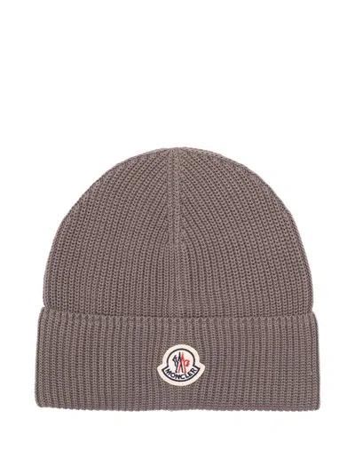 MONCLER MONCLER LOGO WOOL BEANIE