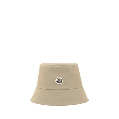Moncler Logoed Bucket Hat In Beige