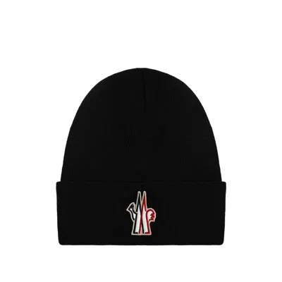 Moncler Logo-patch Beanie In Yellow