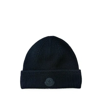 Moncler Logo-patch Ribbed Beanie Hat In Black