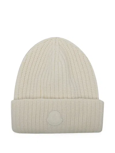 Moncler Logo-patch Ribbed Beanie Hat In Neutral