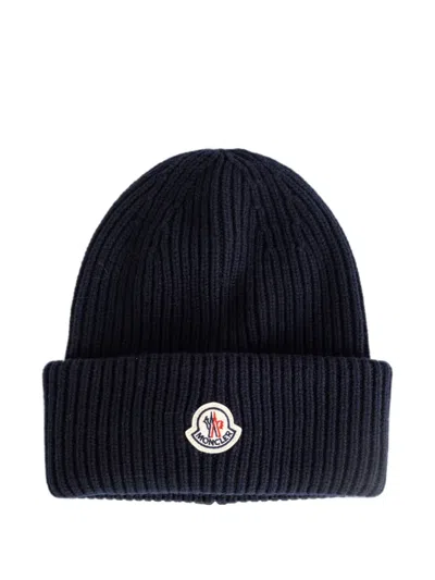 Moncler Logo-patch Ribbed-knit Beanie Hat In Black