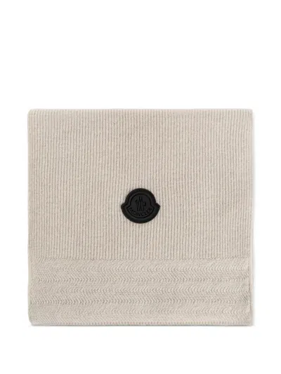 Moncler Logo-patch Ribbed-knit Scarf In Neutral