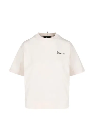 Moncler Logo-print Patch-detail T-shirt In White