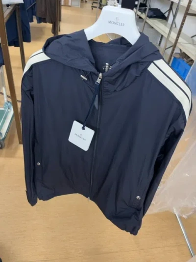 Moncler Long Sleeve Hooded Casual Jacket In Blue