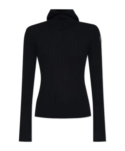 MONCLER MONCLER LOGO PATCH KNITTED HOODIE