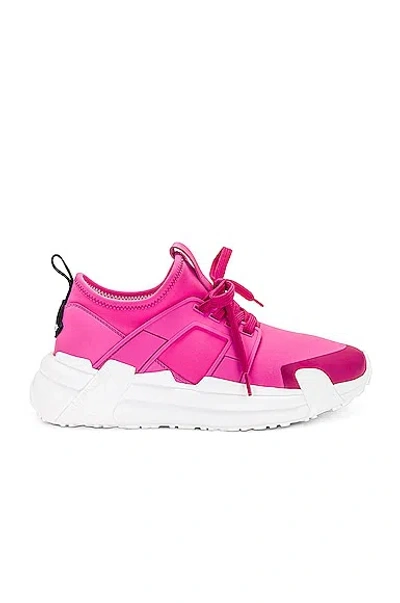 Moncler Lunarove Low Top Sneaker In Purple