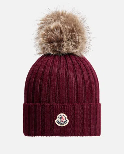 Moncler Maroon Logo Ribbed Texture Beanie Hat In Red