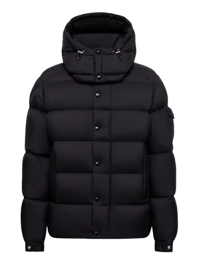 Moncler Maya 70 Short Down Jacket With Hood In Black