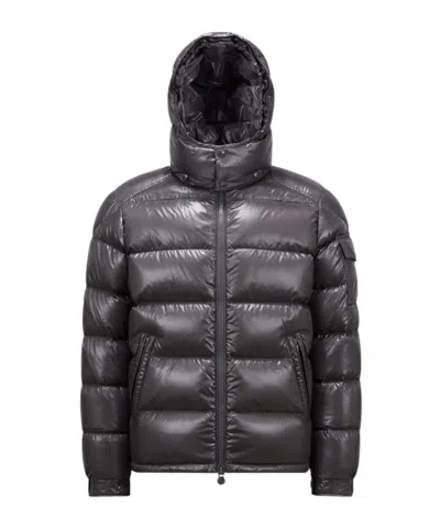 Moncler Maya Hooded Short Down Jacket In Gray